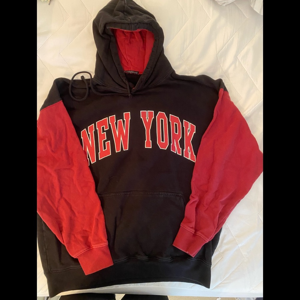 Brandy Melville New York sweatshirt